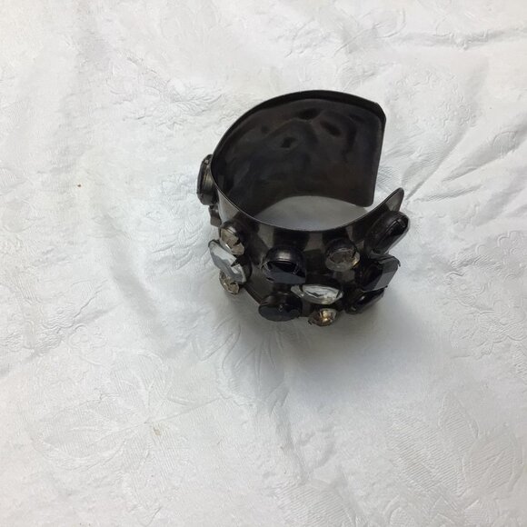 vintage cuff chunky bracelet - Picture 4 of 4